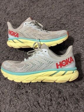 Hoka Clifton 7